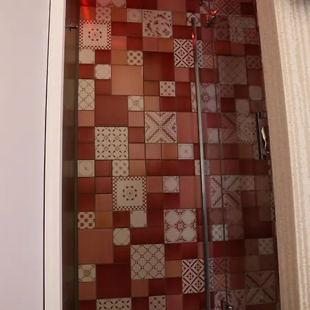Palazzo Luciani 3*