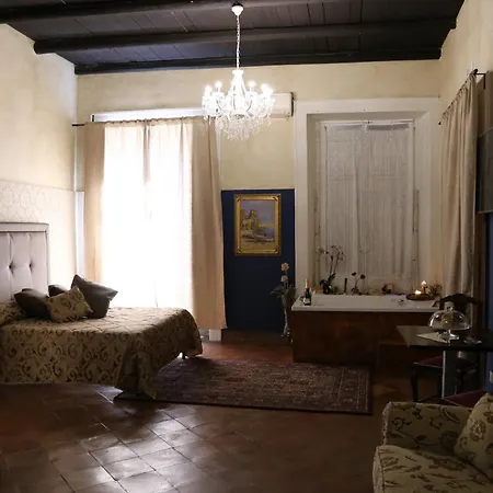 Palazzo Luciani 3* Salerno